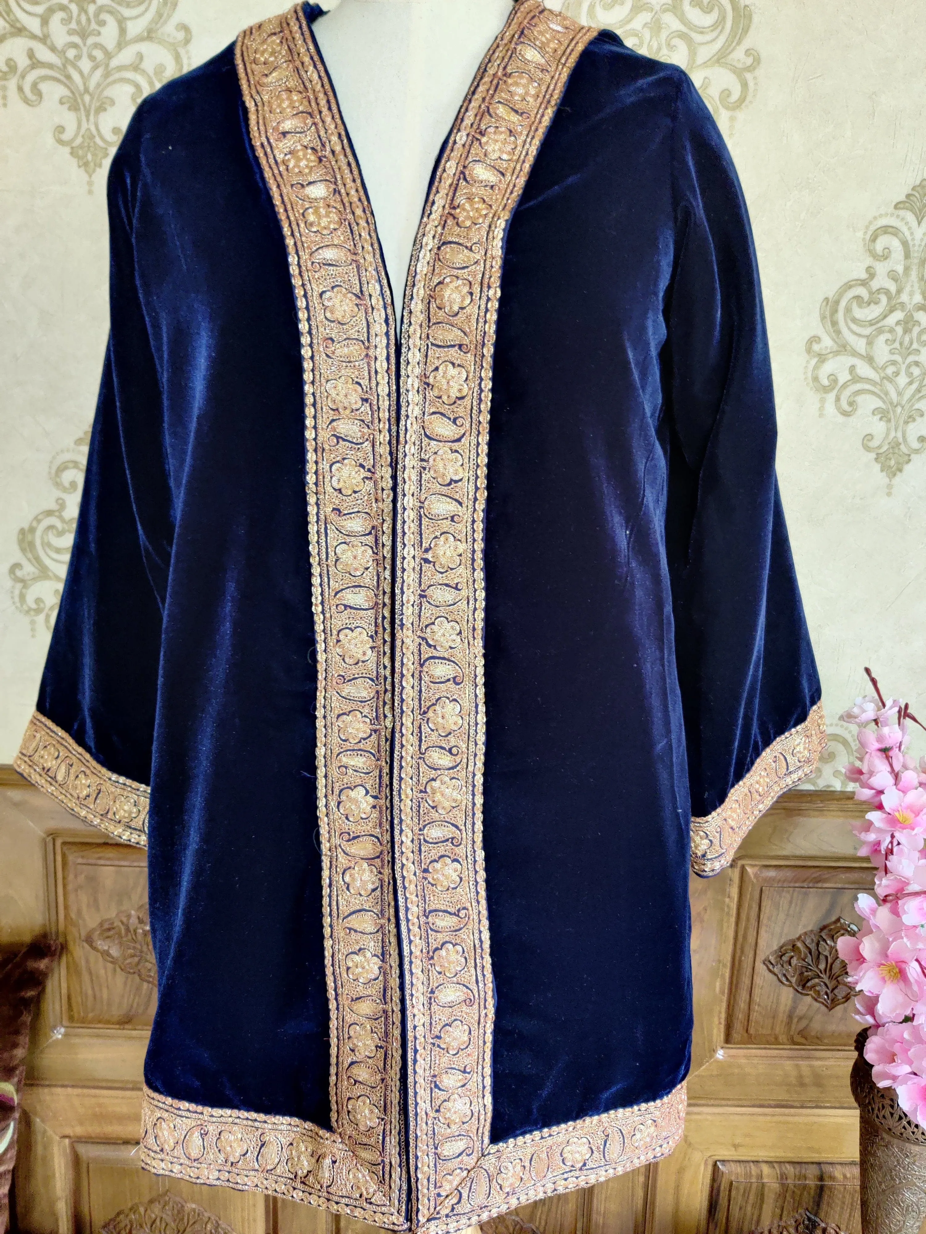 Blue Kashmiri Robe With tilla Embroidery , Luxurious Velvet Kimono Robe With Tilla Work