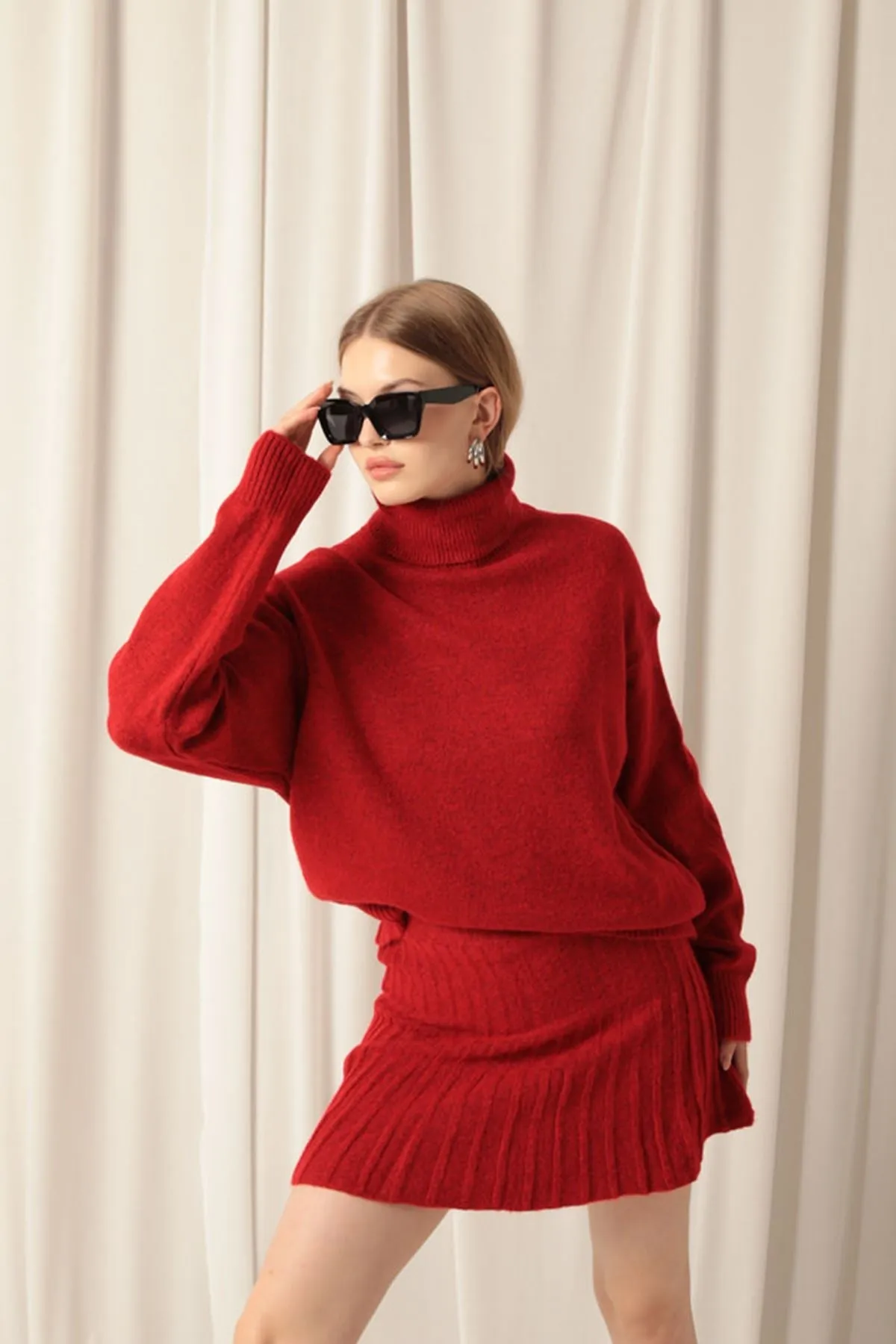 Knitwear Fabric Turtleneck Sweater Red Skirt Set